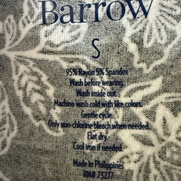 Croft & Barrow Black and White Floral Pleated Tank - Picture 3 of 4